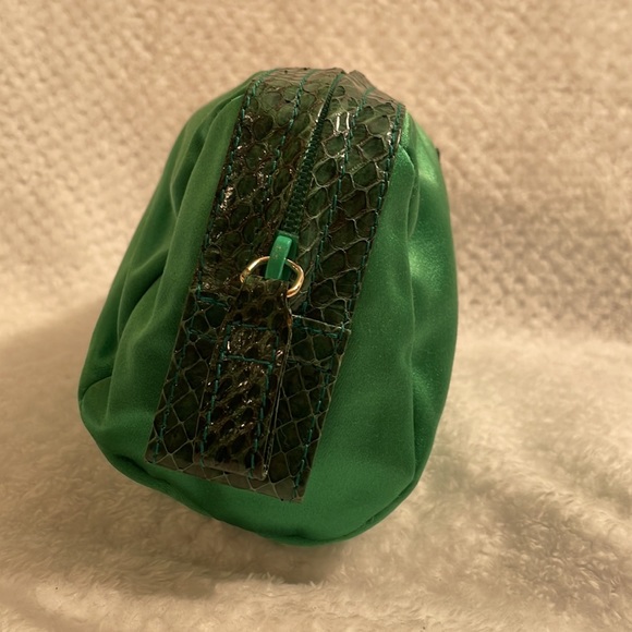 PRADA satin pouch - Picture 6 of 11